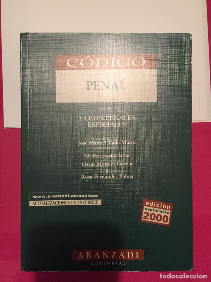 Libros de segunda mano: C&oacute;digo Penal - Foto 1