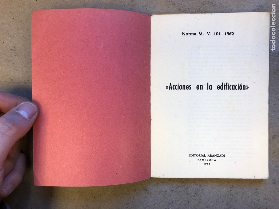 Libros de segunda mano: ACCIONES EN LA EDIFICACI&Oacute;N. EDITORIAL ARANZADI 1963. - Foto 2