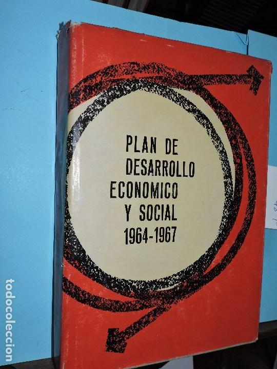 Libri di seconda mano: Plan de desarrollo econ&oacute;mico y social para el periodo 1964-1967. Ed. Imprenta Nacional del Bolet&iacute;n
