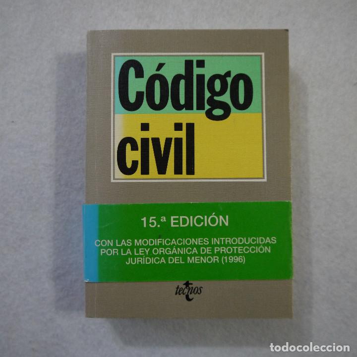Libros de segunda mano: C&Oacute;DIGO CIVIL - EDITORIAL TECNOS - 1996 - Foto 1