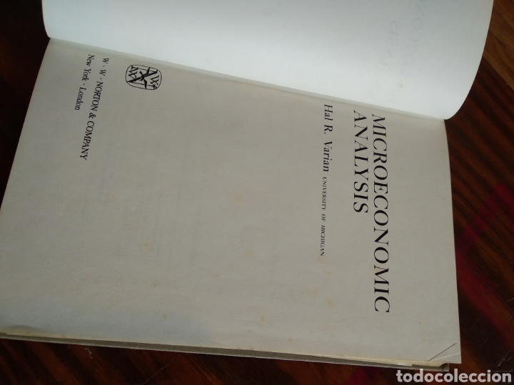 Libros de segunda mano: MICROECONOMIC ANALYSIS. HAL R. VARIAN #0435 - Foto 2