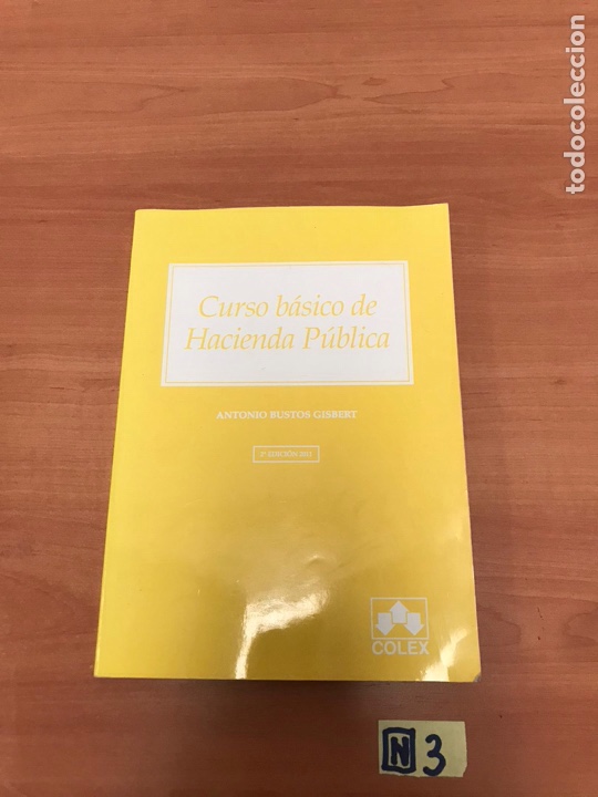 Libros de segunda mano: Curso b&aacute;sico de hacienda p&uacute;blica - Foto 1
