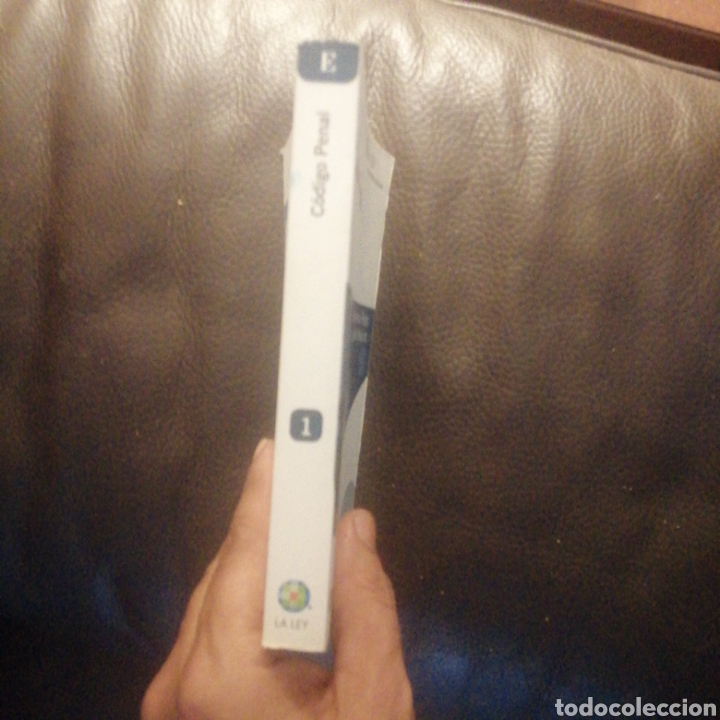 Libros de segunda mano: C&oacute;digo Penal 2011 - Foto 3