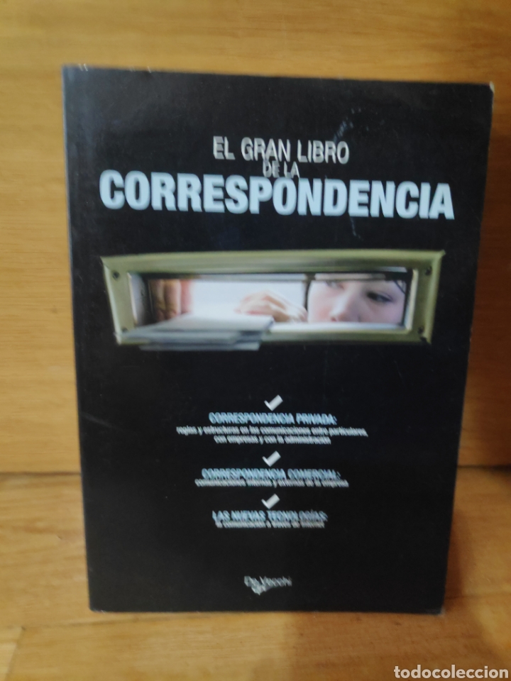 Libros de segunda mano: El gran libro de la correspondencia - Foto 1