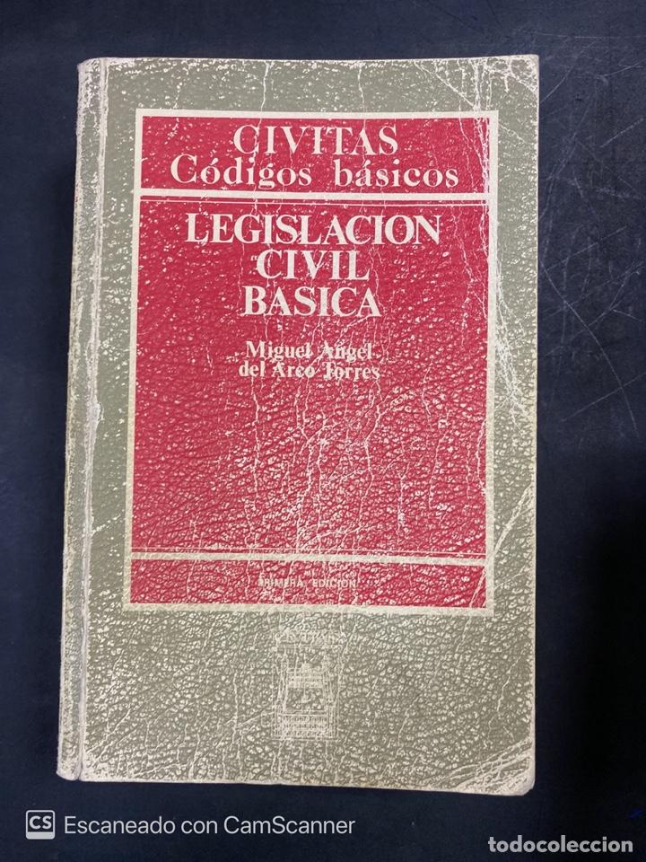 Libri di seconda mano: LEGISLACION CIVIL B&Aacute;SICA.CIVITAS.CODIGOS BASICOS.MIGUEL ANGEL DEL ARCO TORRES. MADRID,1987.PAGS:1453