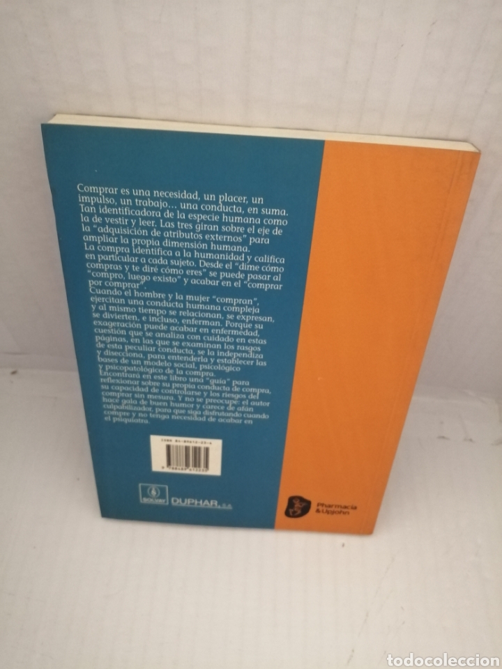 Libros de segunda mano: Comprar por comprar (Primera edici&oacute;n) - Foto 2