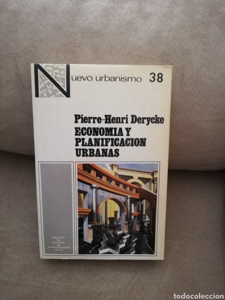 Libros de segunda mano: Pierre henri derycke - econom&iacute;a y planificaci&oacute;n urbanas - 1983