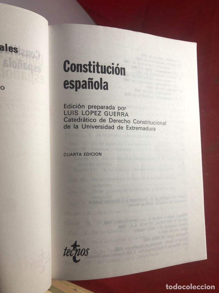 Libros de segunda mano: Constituci&oacute;n espa&ntilde;ola - Foto 2