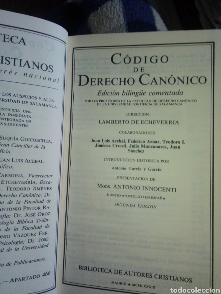 Libros de segunda mano: C&oacute;digo de Derecho Can&oacute;nico - Foto 3