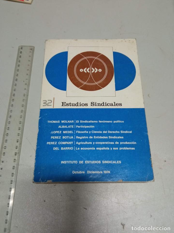 ESTUDIOS SINDICALES 32 - 1974