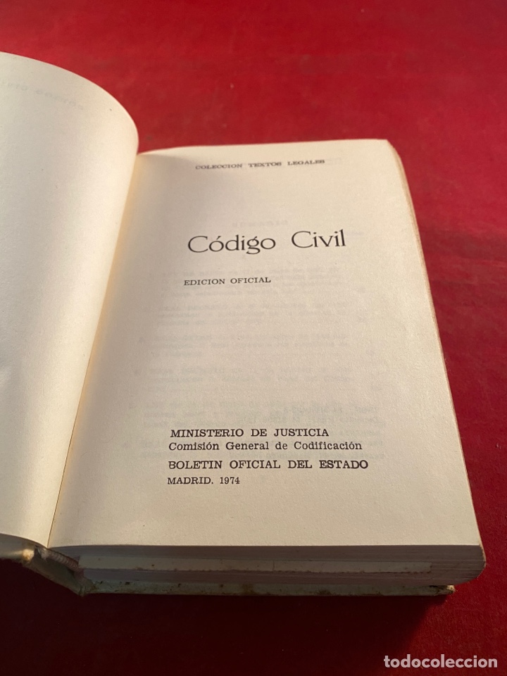 Libros de segunda mano: C&oacute;digo Civil - Foto 2