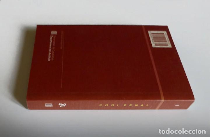 Libros de segunda mano: CODI PENAL - ATELIER TEXTOS JUR&Iacute;DICS - (En catal&agrave;) - Foto 2