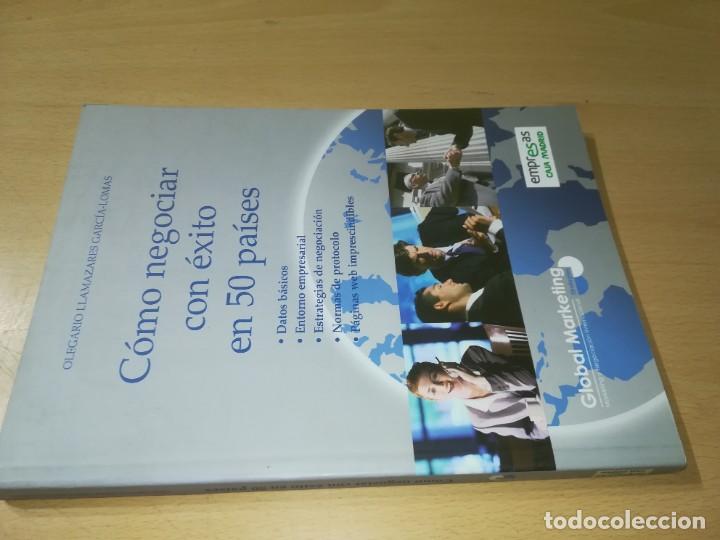 Libri di seconda mano: COMO NEGOCIAR CON &Eacute;XITO EN 50 PAISES / OLEGARIO LLAMAZARES / GLOBAL MARKETING / GUI-12