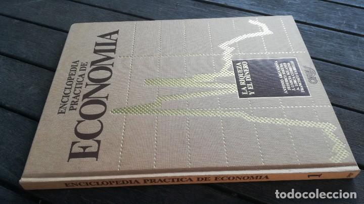 Libri di seconda mano: LA RIQUEZA Y EL DINERO / ENCICLOPEDIA PRACTICA ECONOMIA / VV/AA ORBIS / ZESQ201