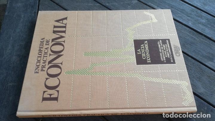 Libri di seconda mano: LA CIENCIA ECONOMICA / ENCICLOPEDIA PRACTICA ECONOMIA / VV/AA ORBIS / ZESQ201
