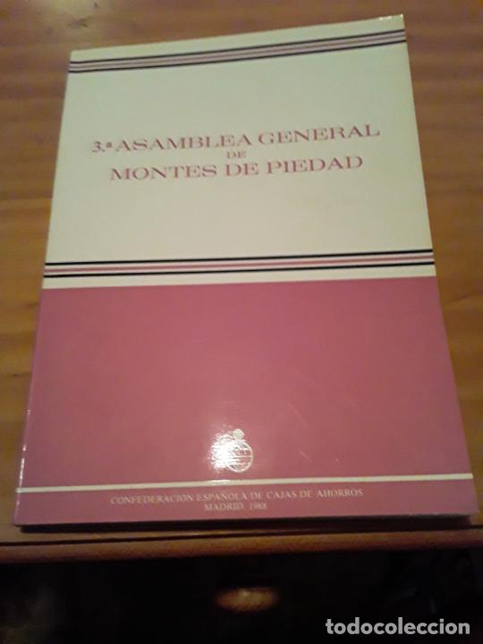 Libri di seconda mano: 3a ASAMBLEA GENERAL DE MONTES DE PIEDAD..CONFEDERACION ESPA&Ntilde;OLA DE CAJAS DE AHORRO.1988.209 PAGINAS.
