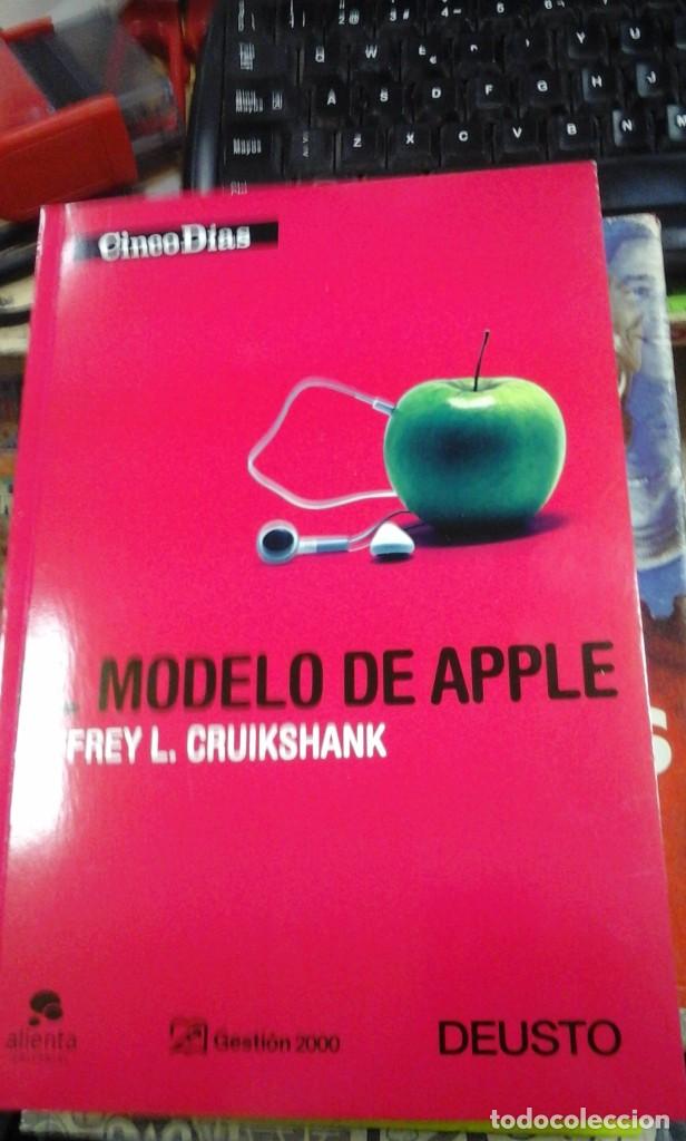 Libros de segunda mano: EL MODELO DE APPLE (Madrid, 2010) - Foto 1