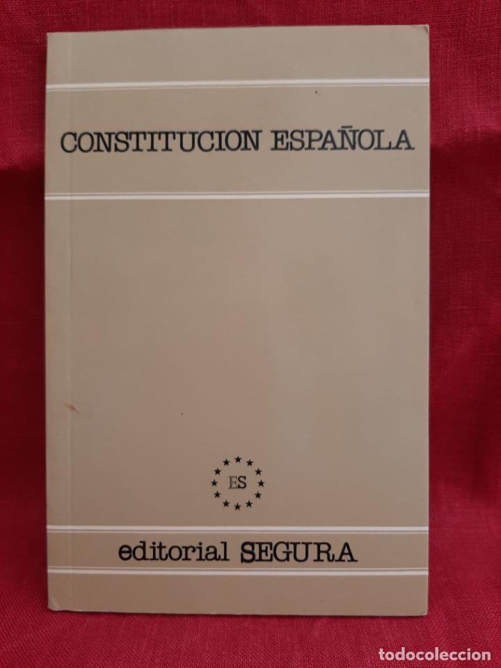 Libros de segunda mano: Constituci&oacute;n Espa&ntilde;ola - Vv. Aa. - Foto 1