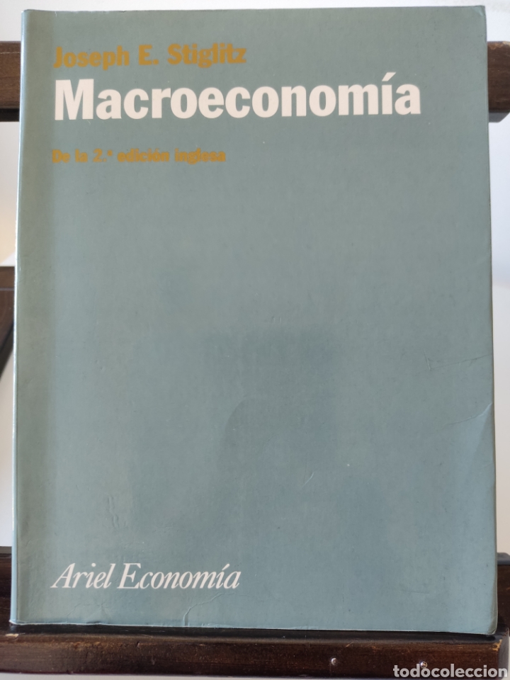 Libros de segunda mano: Macroeconom&iacute;a/ Joseph Stiglitz - Foto 1