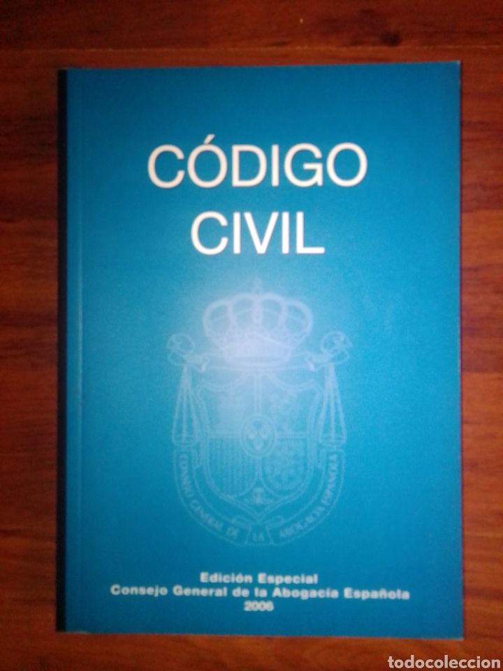 Libros de segunda mano: C&oacute;digo Civil .......... - Foto 1