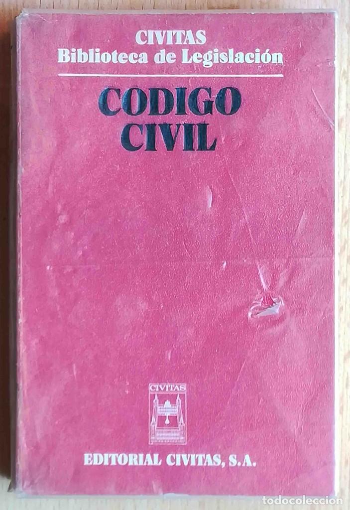 Libros de segunda mano: C&oacute;digo Civil - C&iacute;vitas 1976 - Foto 1
