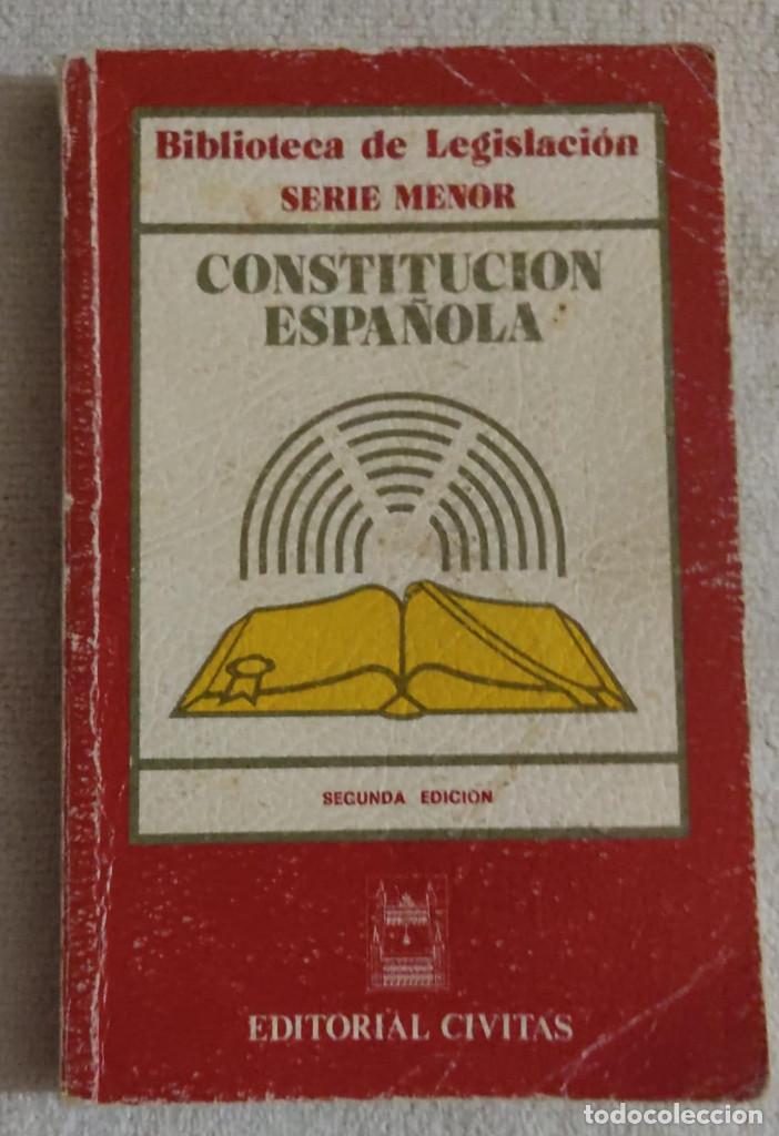 Libros de segunda mano: CONSTITUCI&Oacute;N ESPA&Ntilde;OLA. - Foto 1