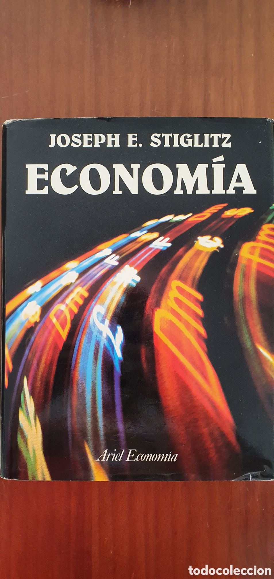 Libros de segunda mano: Econom&iacute;a, de Joseph E. Stiglitz - Foto 1