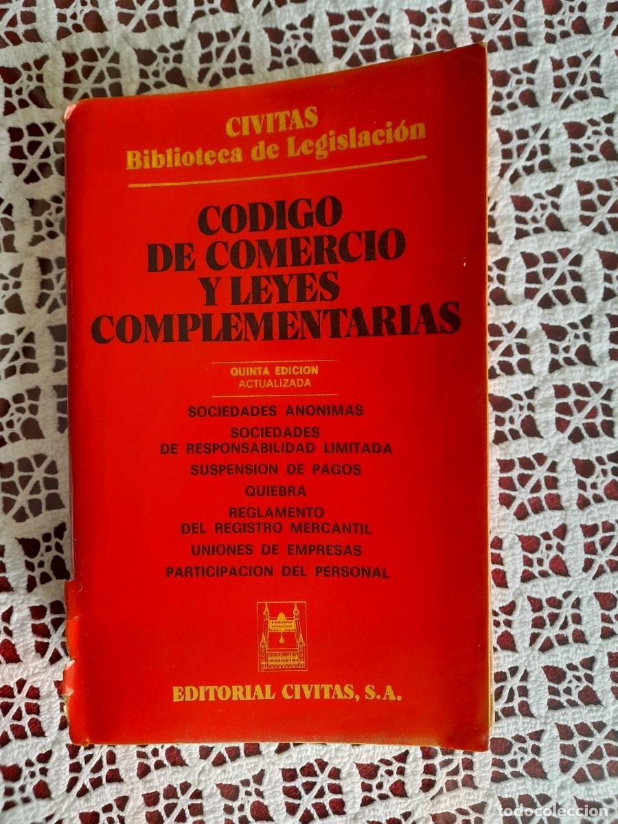 Libros de segunda mano: C&oacute;digo de Comercio y leyes complementarias 1980 - Foto 1