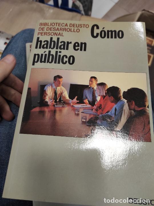 Libros de segunda mano: C&Oacute;MO HABLAR EN P&Uacute;BLICO. EDICIONES DEUSTO. - Foto 1