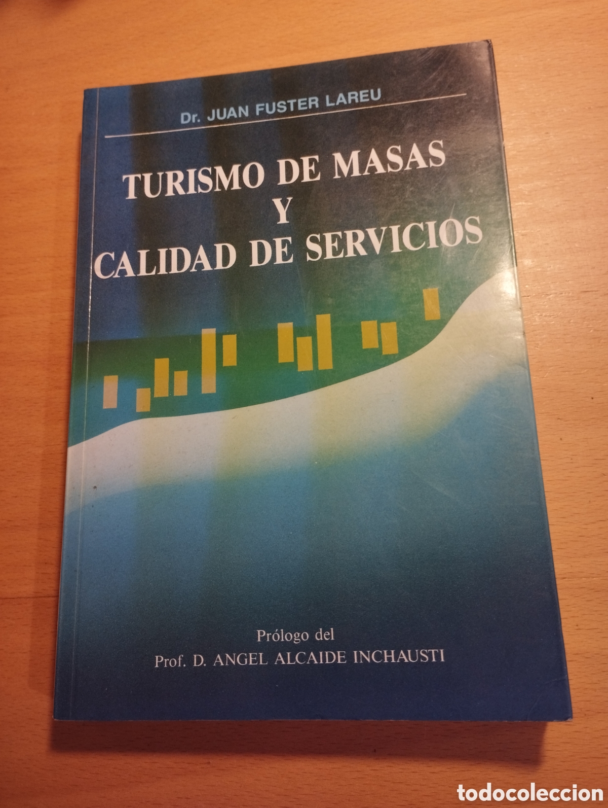 Libri di seconda mano: TURISMO DE MASAS Y CALIDAD DE SERVICIOS (DR. JUAN FUSTER LAREU)