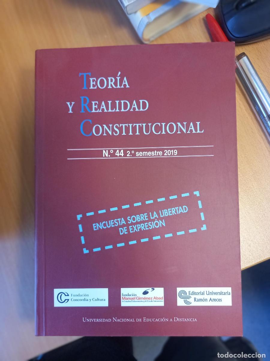Libros de segunda mano: TEORIA Y REALIDAD CONSTITUCIONAL. ENCUESTA SOBRE LIBERTAD DE EXPRESION