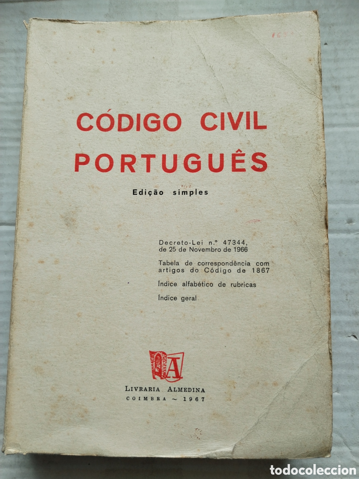 Libros de segunda mano: C&Oacute;DIGO CIVIL PORTUGUES - Foto 1