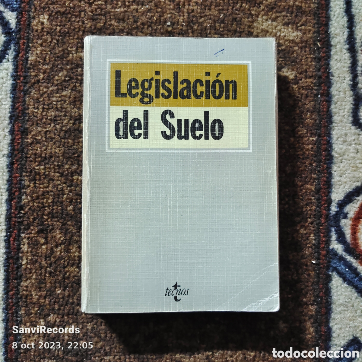 Libros de segunda mano: LEGISLACI&Oacute;N DEL SUELO (TECNOS) - Foto 1