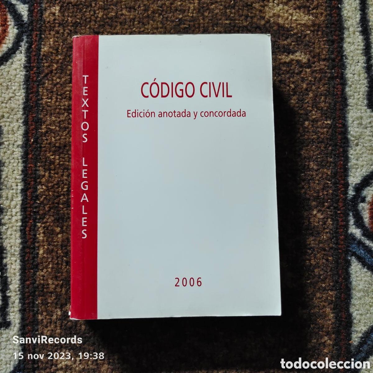 Libros de segunda mano: C&Oacute;DIGO CIVIL (TEXTOS LEGALES) (2006) - Foto 1