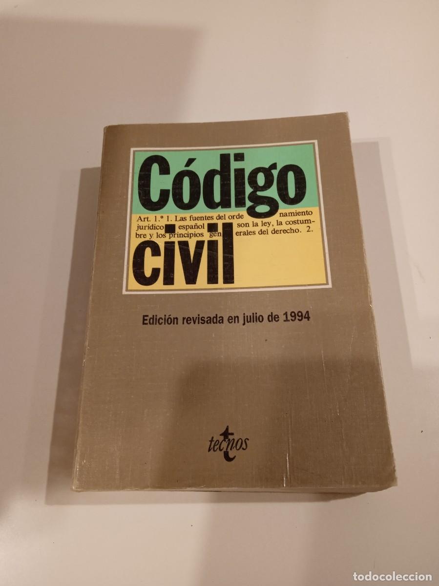 Libros de segunda mano: G-135 LIBRO CODIGO CIVIL TECNOS 1994 - Foto 1