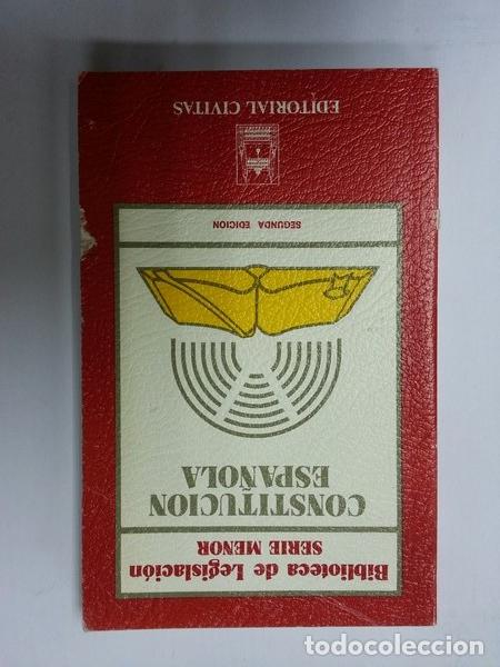 Libros de segunda mano: Constitucion espa&ntilde;ola - Foto 1