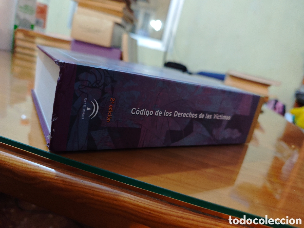 Libros de segunda mano: C&oacute;digo de los Derechos de las V&iacute;ctimas. - Foto 9