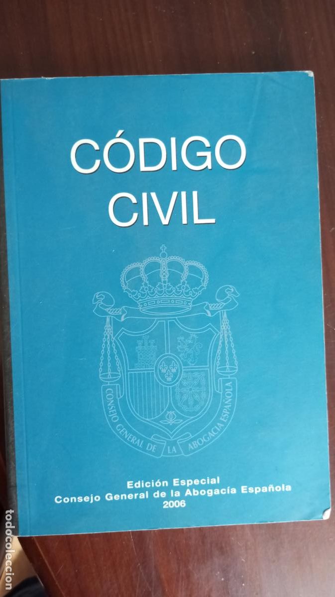 Libros de segunda mano: CODIGO CIVIL A&Ntilde;O 2006 - Foto 1