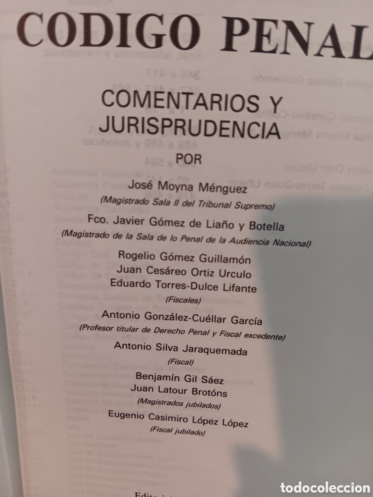 Libros de segunda mano: C&oacute;digo penal. Comentarios y amplia jurisprudencia - Foto 2