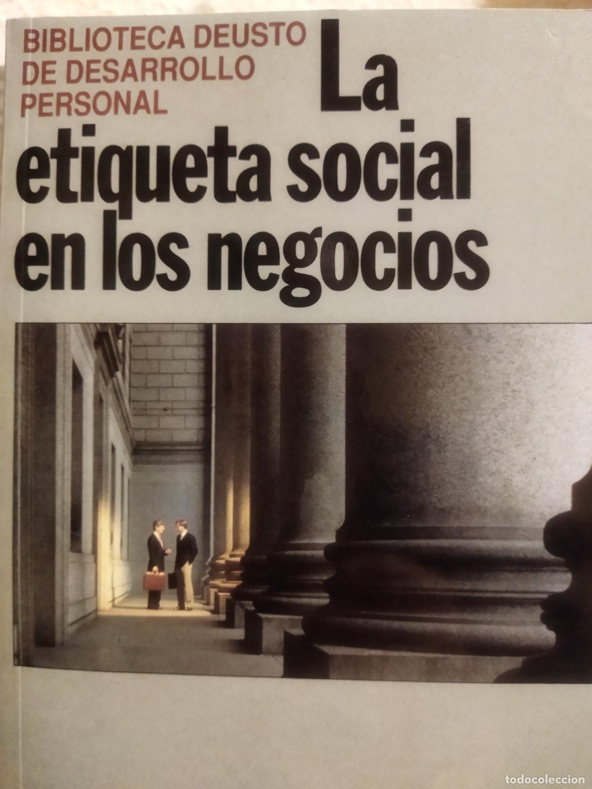 Second hand books: La etiqueta social en los negocios