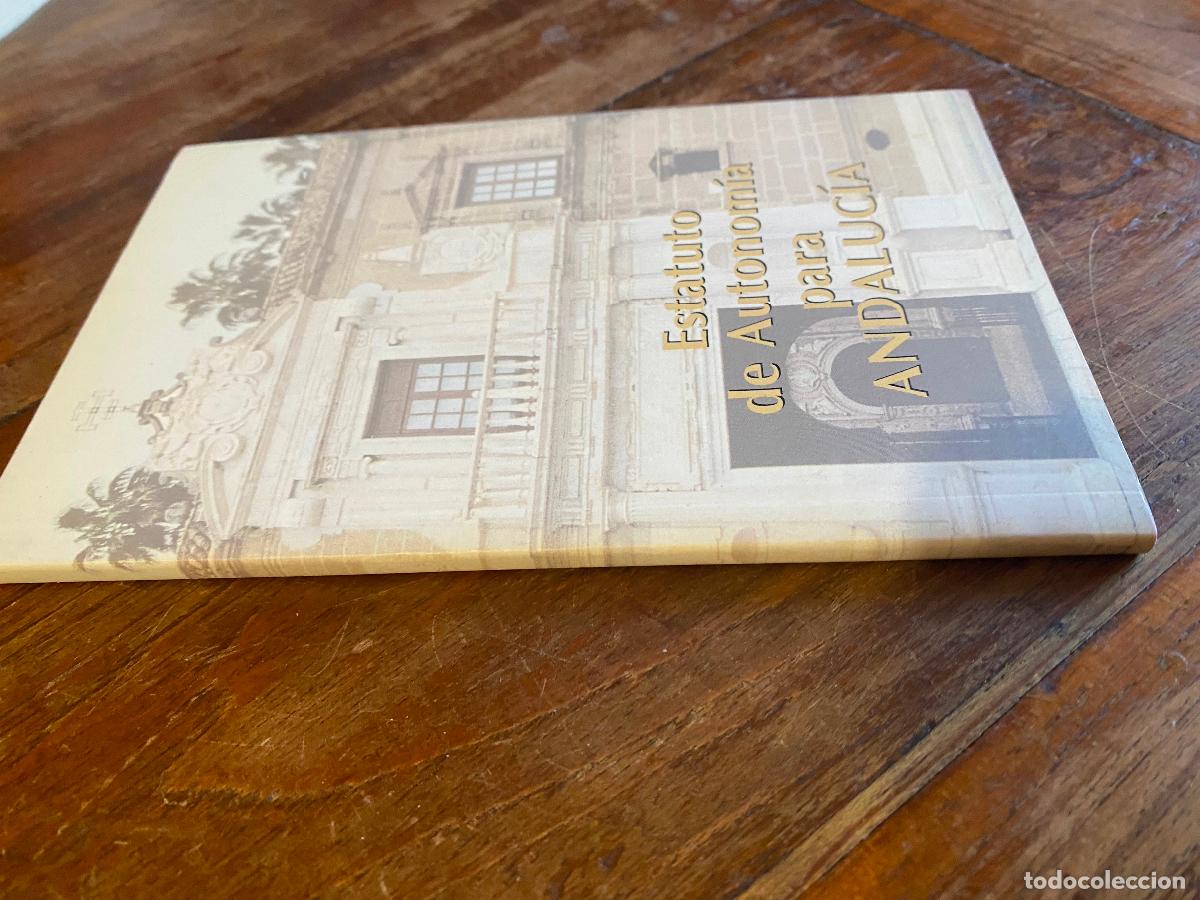Libros de segunda mano: ESTATUTO DE AUTONOM&Iacute;A PARA ANDALUC&Iacute;A XX ANIVERSARIO 1982-2002