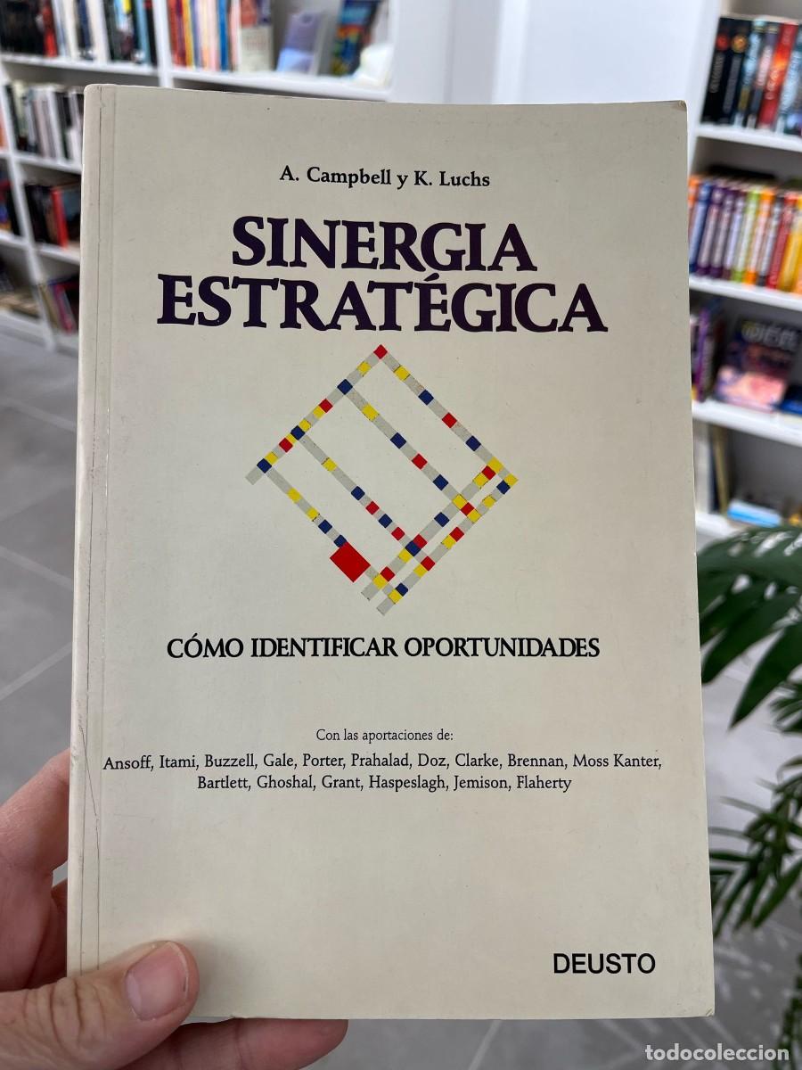 Libri di seconda mano: Sinergia estrat&eacute;gica (Campbell y Luchs)
