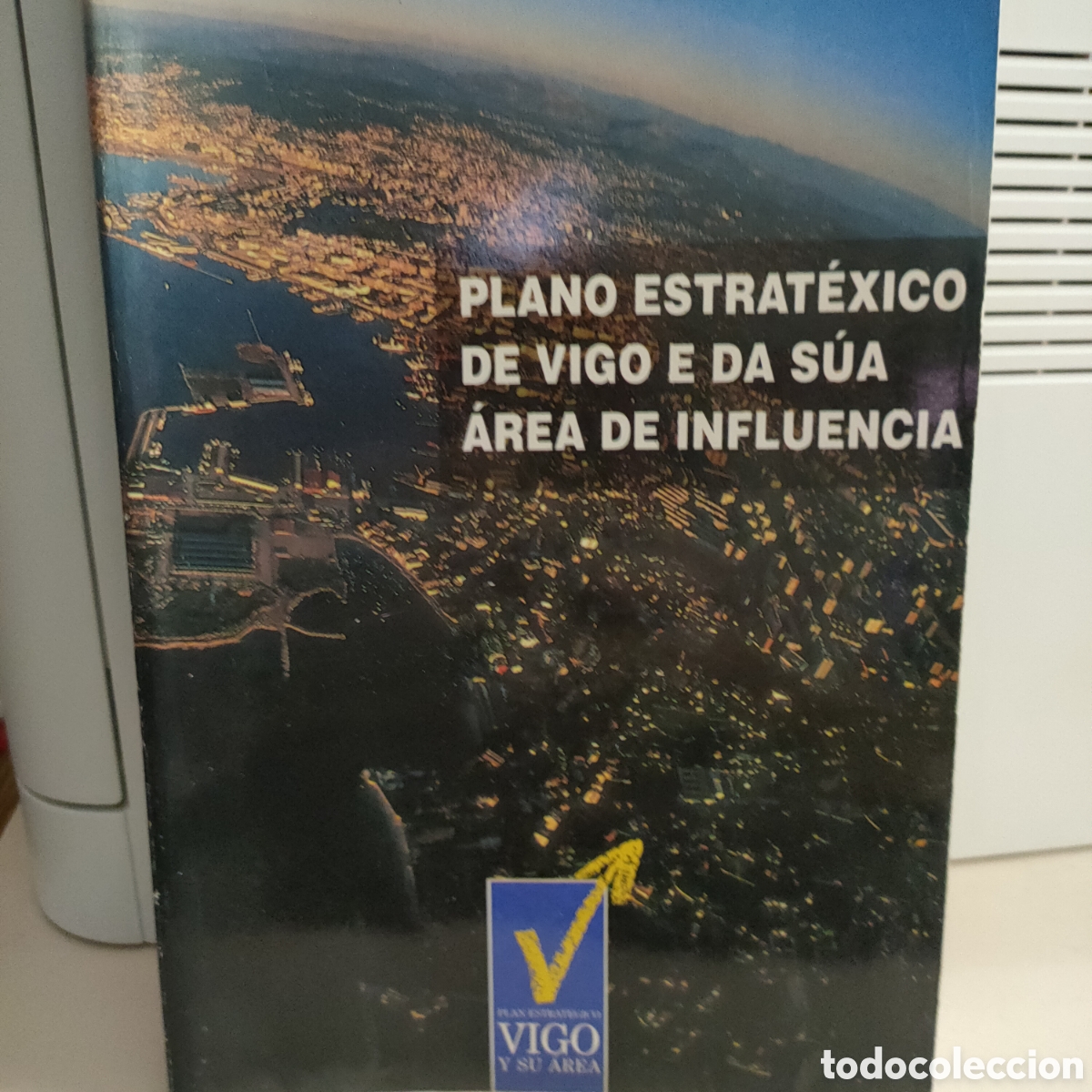Libros de segunda mano: Plano estrategico de Vigo y su area de influencia. Consorcio Zona Franca de Vigo. 1993