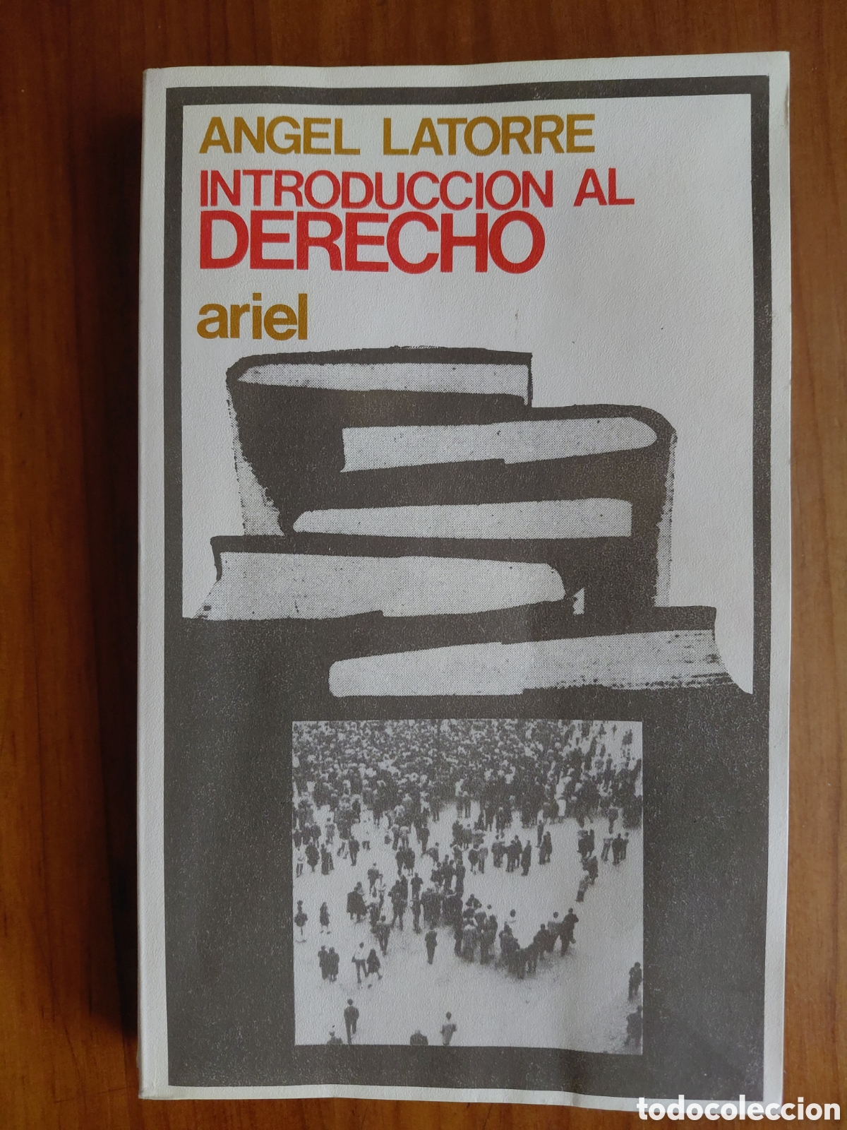 Libros de segunda mano: Introducci&oacute;n al Derecho, Angel Latorre - Foto 1