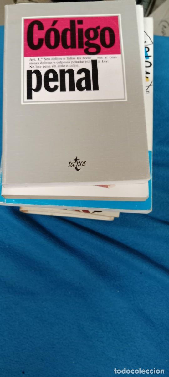 Libros de segunda mano: CODIGO PENAL TECNOS LIBRO GG-OT - Foto 1