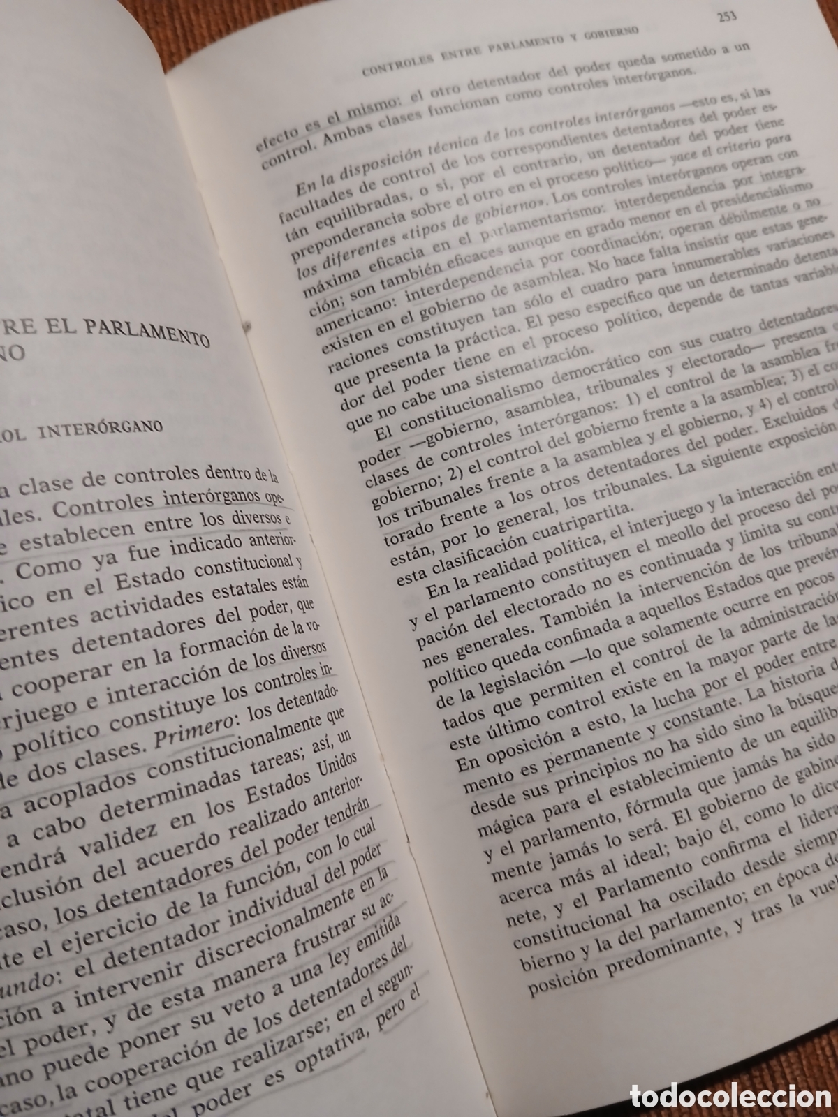 Libros de segunda mano: Teor&iacute;a de la Constituci&oacute;n. Karl Loewenstein. - Foto 5