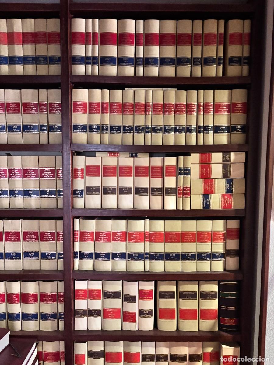 Second hand books: Gran colecci&oacute;n de libros jur&iacute;dicos antiguos