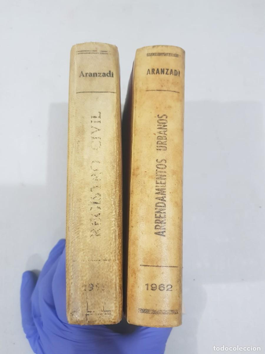 Libros de segunda mano: Aranzadi: Diversos libros de derecho - Foto 3