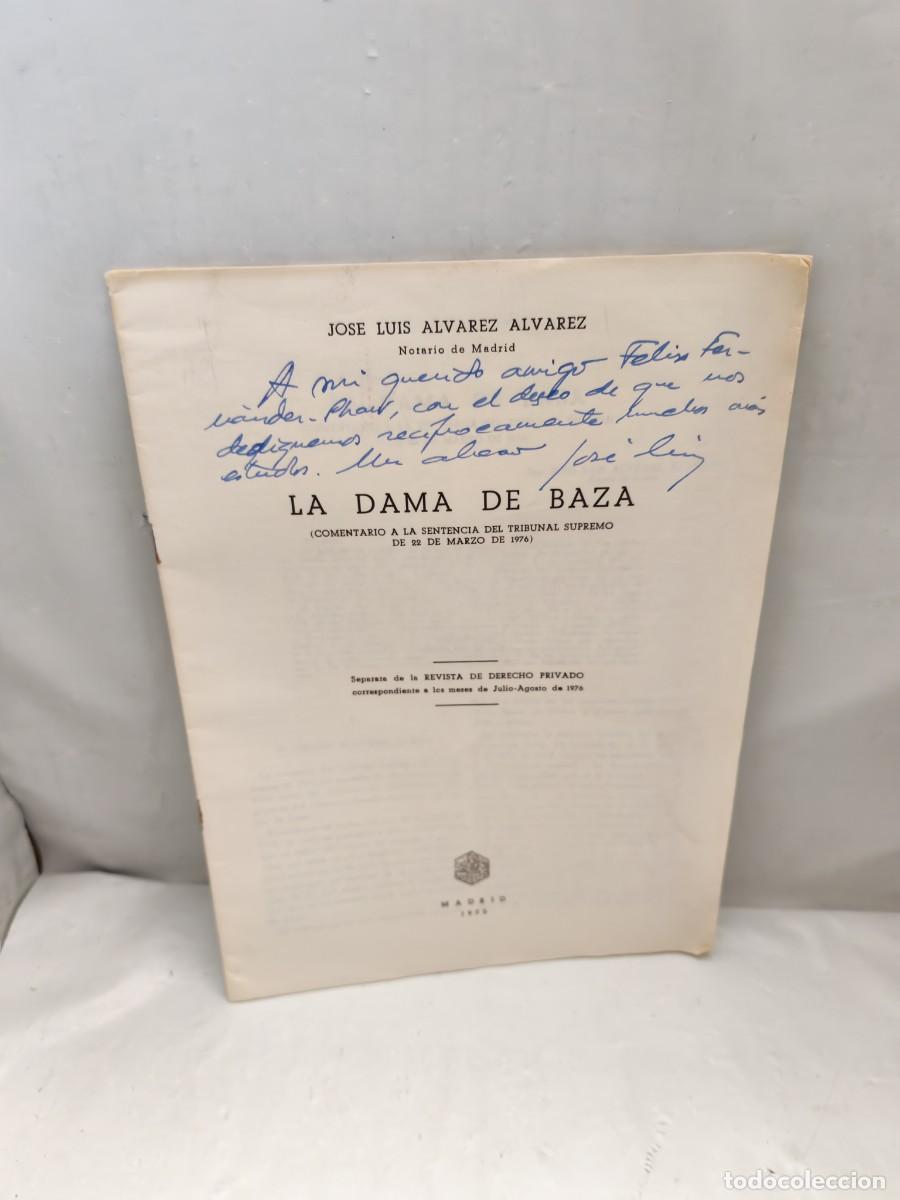 Gebrauchte B&uuml;cher: LA DAMA DE BAZA: Comentario a la sentencia del Tribunal Supremo de 22/03/76 (Firma autor)