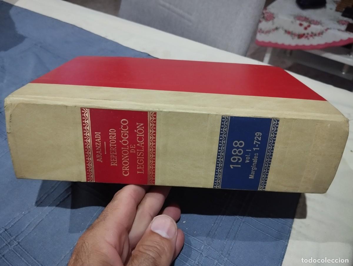 Livres d'occasion: REPERTORIO CRONOL&Oacute;GICO DE LEGISLACI&Oacute;N 1988 VOL. I ARANZADI